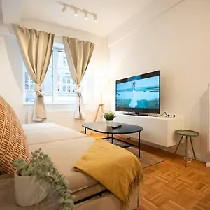 Living In Center , Hamburg Deutschland